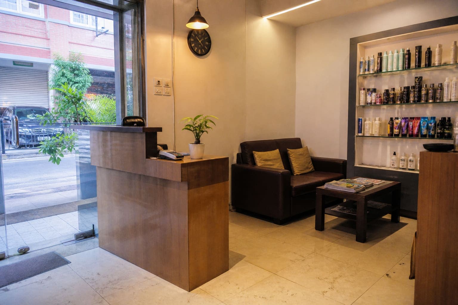 Reception area at Stylist Zone